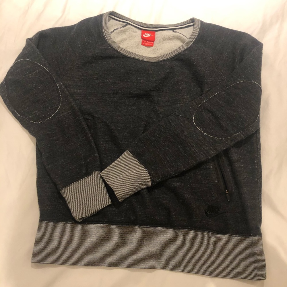 Nike sweatshirt